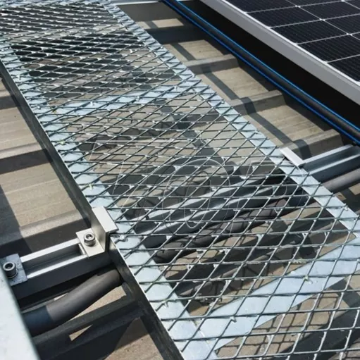 Passarela Solar no Telhado
